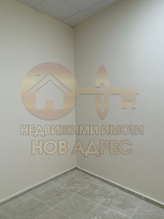 Дава се под наем Магазин в Търговище, Център - 55 кв.м за 408 € - Снимка #9