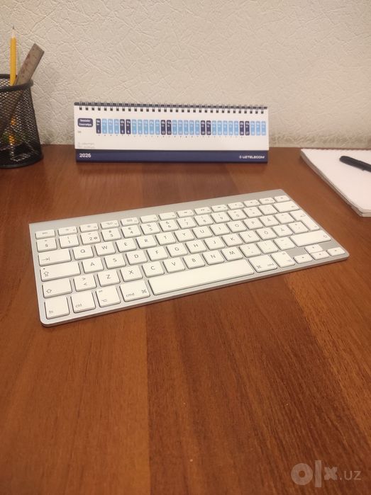 Apple Magic Keyboard 1