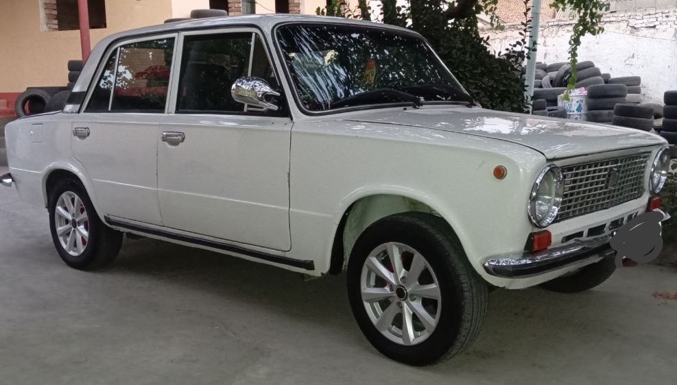 Vaz 21011 yaxshi xolatda.