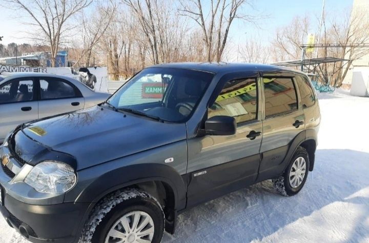 Продам шевроле ниву