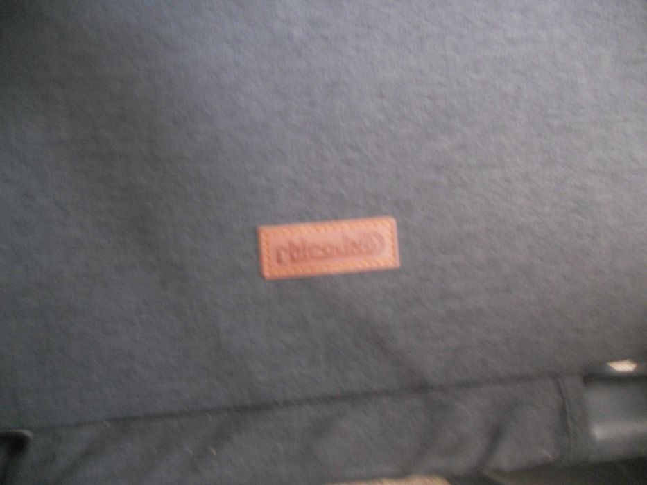 Детска количка за близнаци.