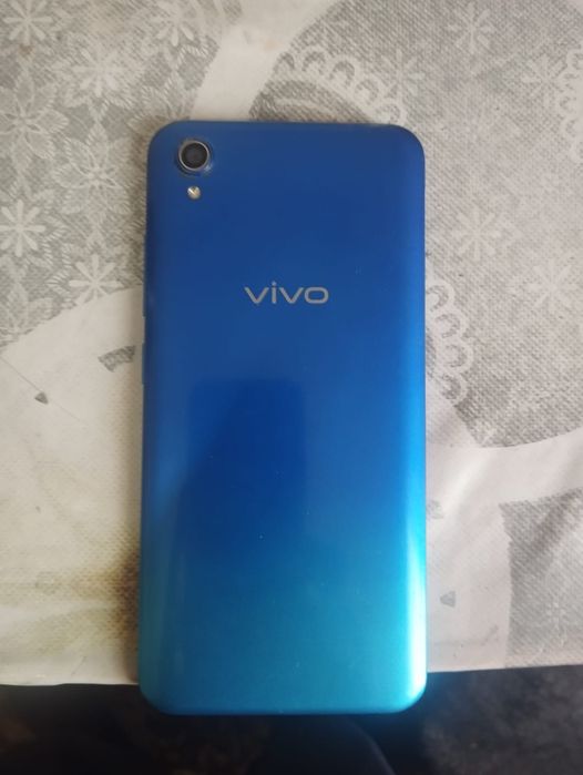 Смартфон модель Виво