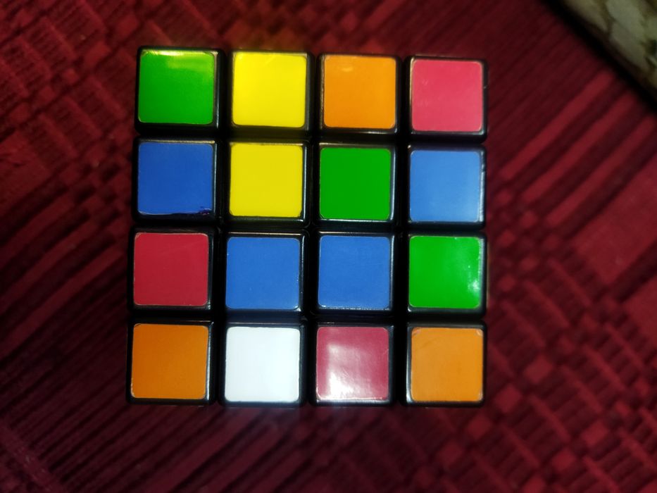 RUBIKS KUBE, Кубчето на Рубик- голям размер