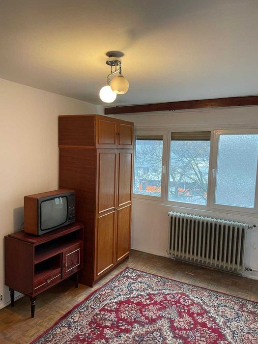 De închiriat: Apartament 2 camere în Orșova – Bd. Porțile de Fier (vizavi de Poliție)