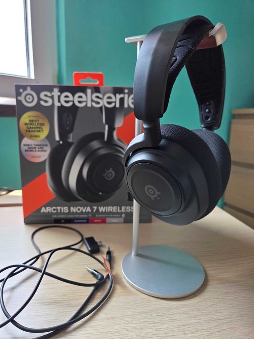 Casti gaming wireless Steelseries Arctis Nova 7 Gen 1, impecabile