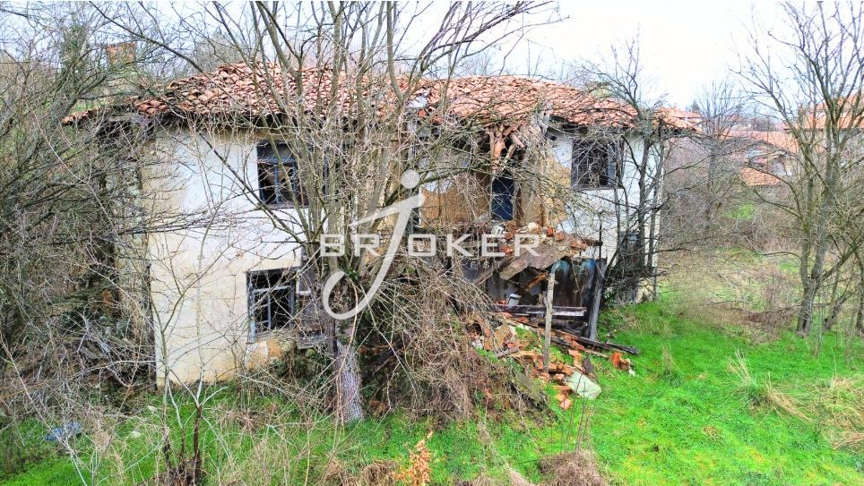 Къща в Хасково, област-с.Николово