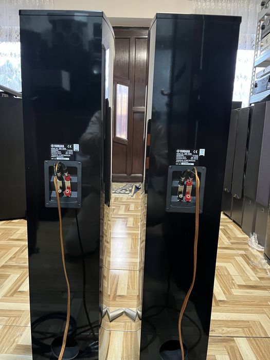 Boxe Yamaha NS-555 impecabile