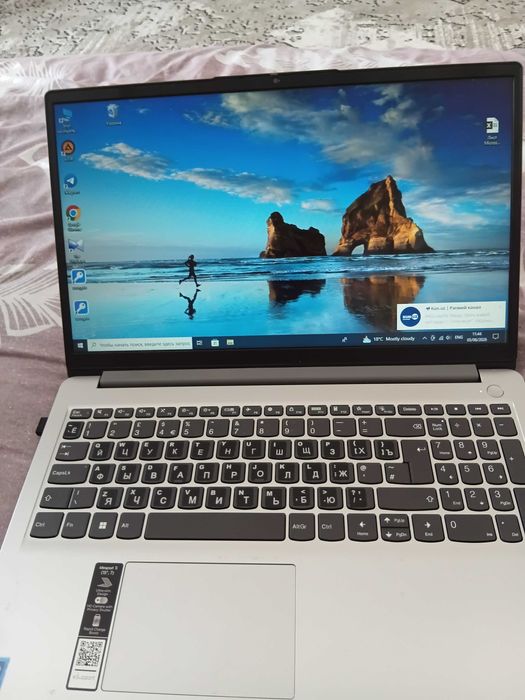Lenavo IP 1 15LGL7 4020/4GB/256/GB SSD/D