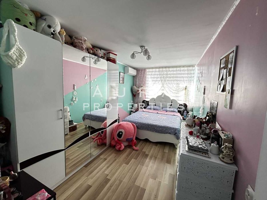 Продава се Четиристаен апартамент в Разград, Освобождение - 125 кв.м за 1020 €/кв.м - Снимка #8