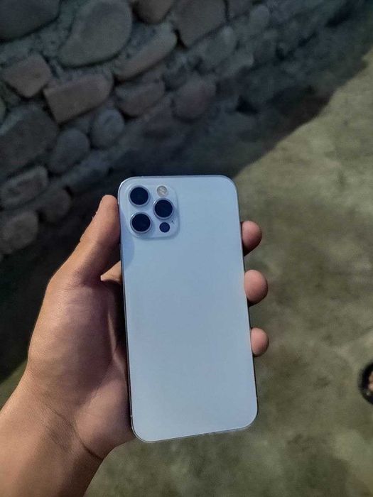 Iphone 12 Pro sotiladi