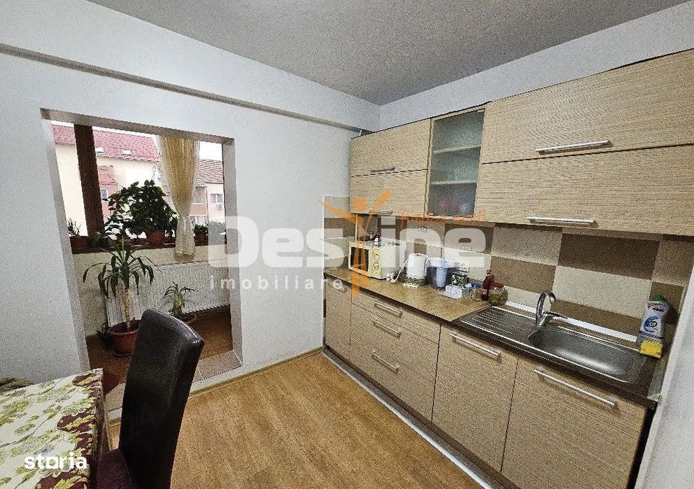 Apartament 3 camere, 80 mp, Bd. Sudului – Zona Soarelui