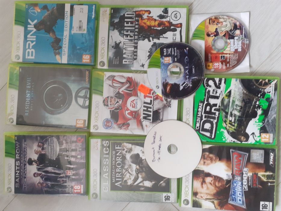 Vand joc retro in stare foarte buna