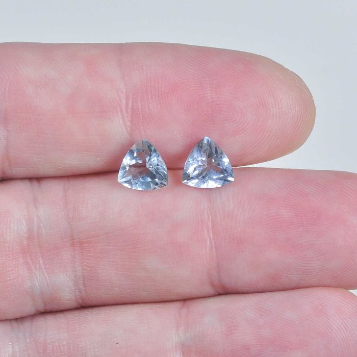 естествени аквамарини 2.54 карата