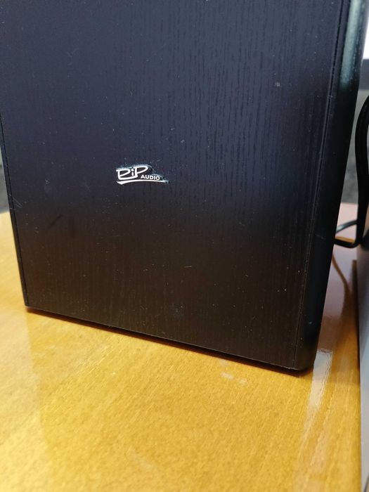 Продавам тонколони с усилвател