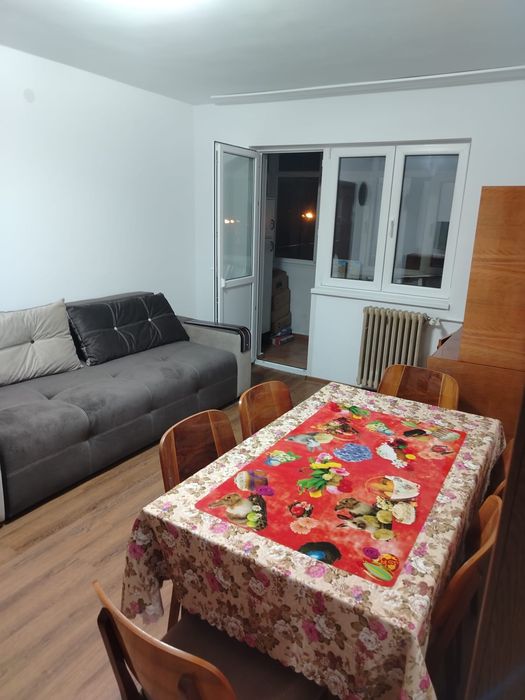 Apartament 3 camere-Ploiest Nord