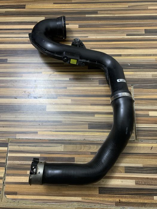 Furtun intercooler megan 4 1.6 dci 130 cp