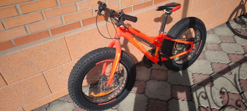 Продам детский велосипед fatbike