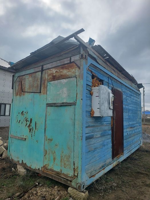 Будка Холодильник.220-380 волт