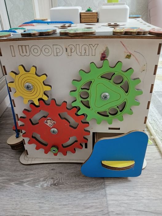 Продам   бизиборд