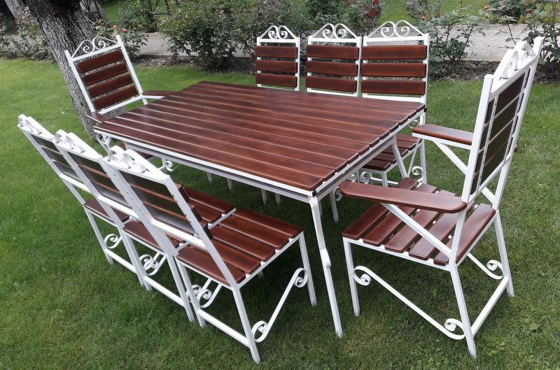 Masa 1600x820mm cu 6 scaune si 2 fotolii