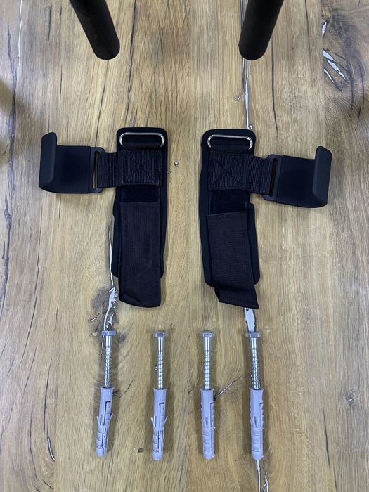 Турник 2в1. В подарок кручек для рук