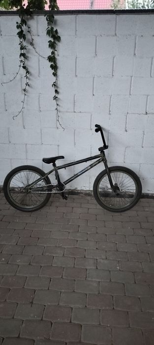 Продаётся BMX торг есть