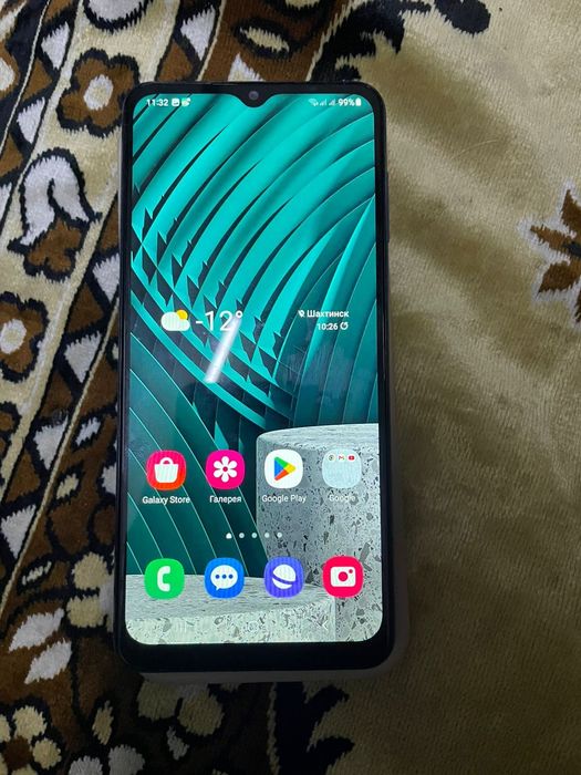 Самсунг А12 состояние идеальное