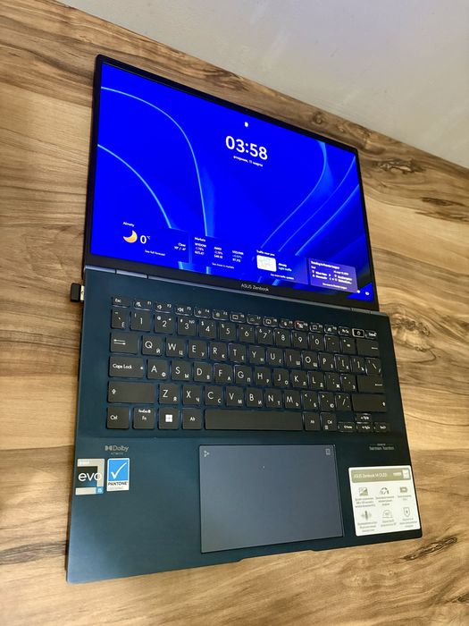 Продам ноутбук Asus Zenbook
