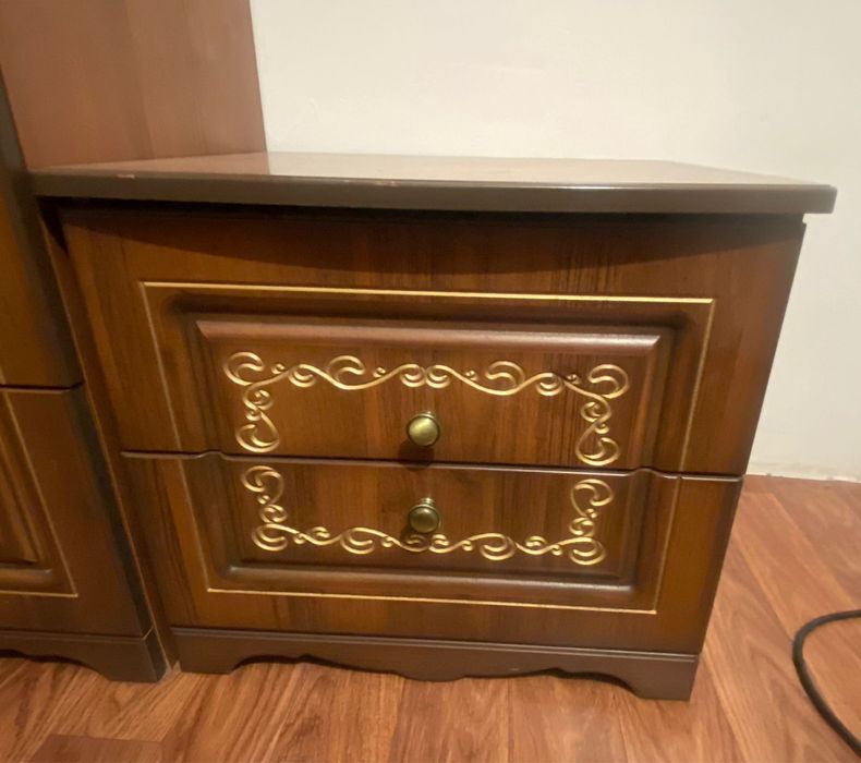 Продается Спальный гарнитур