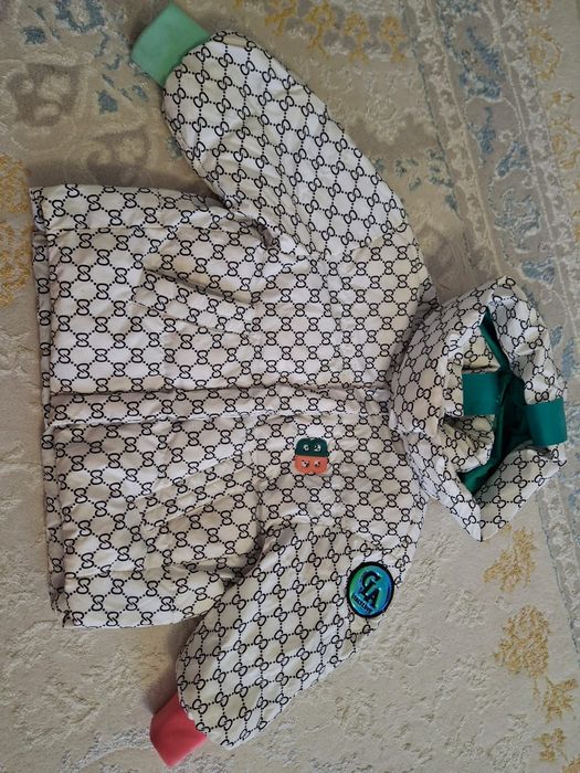 Продам детскую кросовки