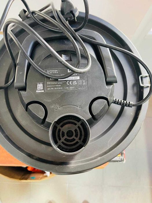 Aspirator pentru cenușă Einhell TC-AV 1718 D - pentru piese