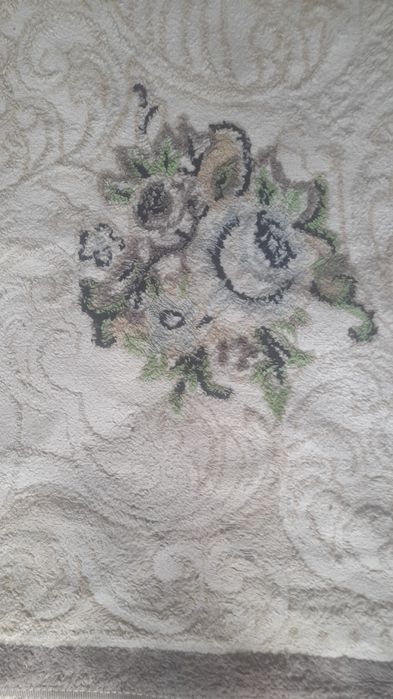 Клем сатылады. Ақ цвет.