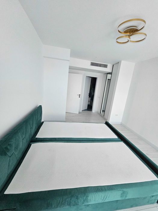 Inchiriez apartament