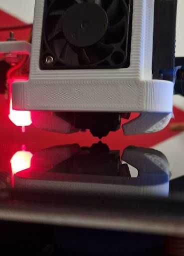 Imprimantă Creality Ender 3 Pro - Silent Upgrade & Auto-leveling