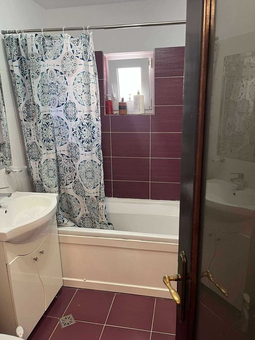 Apartament 3 camere - Piata Mare