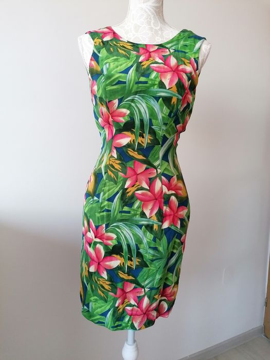 Rochii noi, cu etichetă, print geometric / floral / monocrom