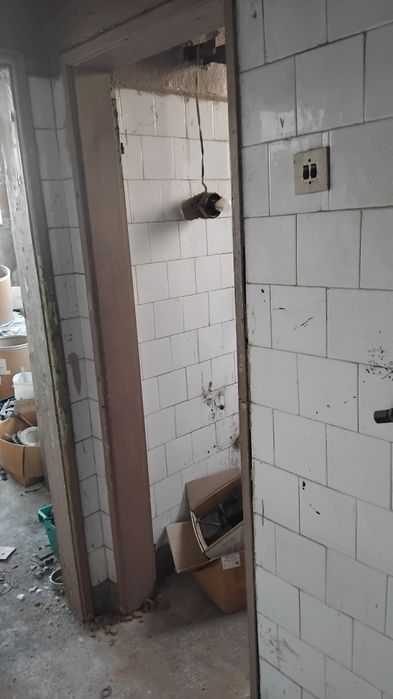 Продава промишлено помещение в гр.Дупница
