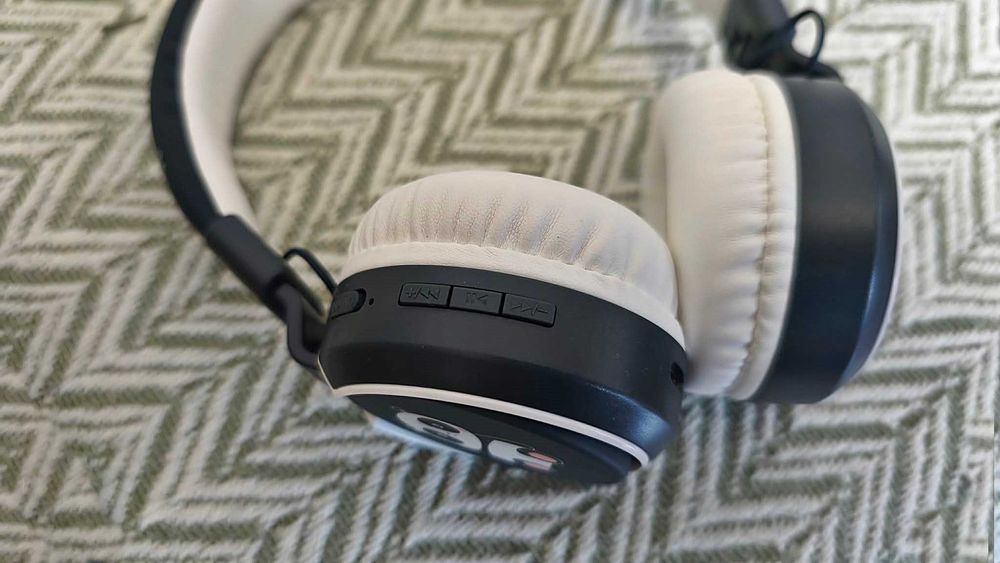 Căști bluetooth pentru copii - Planet Buddies