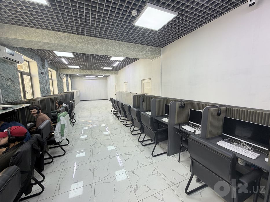 Аренда помещения 220 кв.м. Квадрат по 10$
