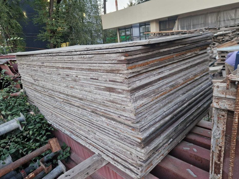 Продается ламинированная фанера