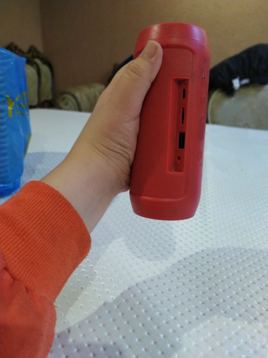 Продам колонку JBL