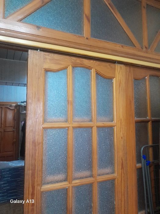 Двери межкомнатные деревянные