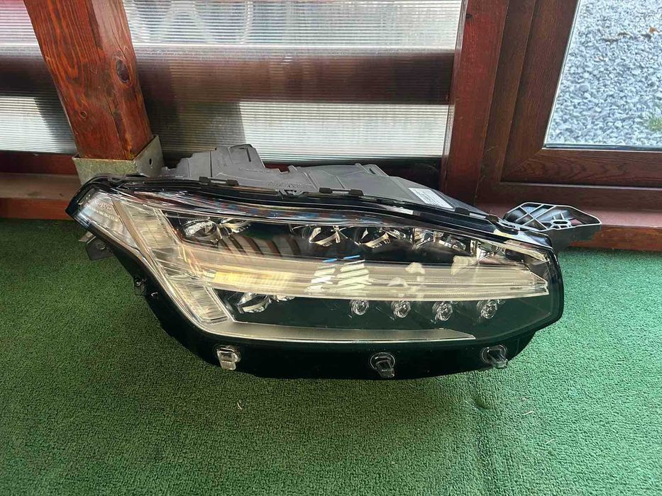 фар десен Volvo XC90 Full led active high beam 2015-2024 г. #634S.