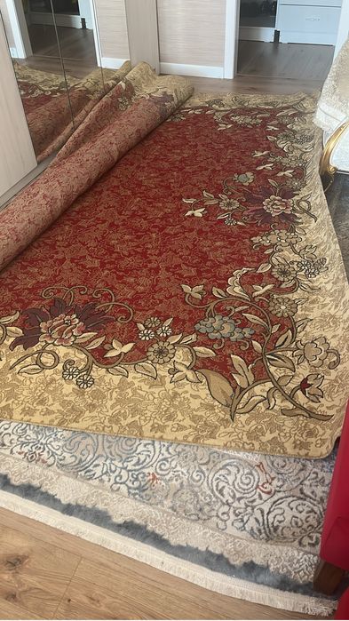 Продам ковер в отличном состоянии