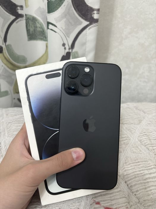 Продам айфон 14 про макс