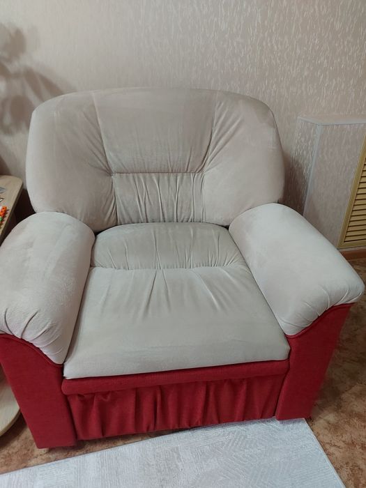 Продам мягкий уголок