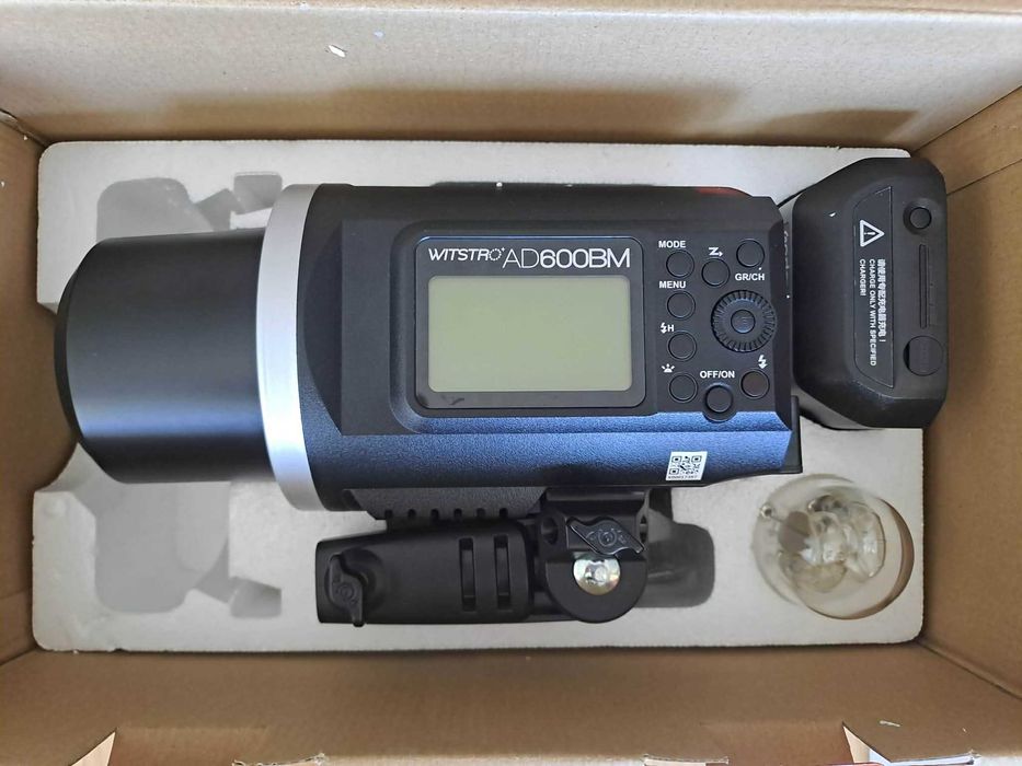Студийна светкавица Godox AD600BM