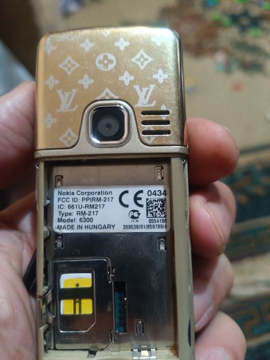 Телефон Нокиа 6300
