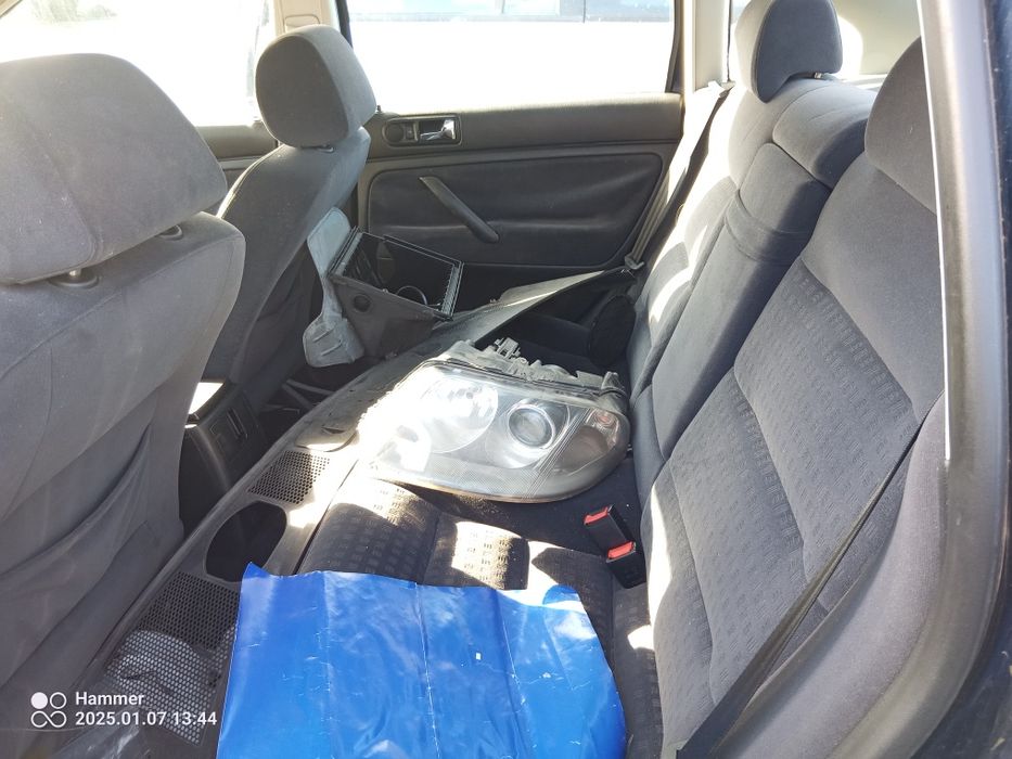 Продавам Volkswagen Passat 5.5 1.6 бензин на части