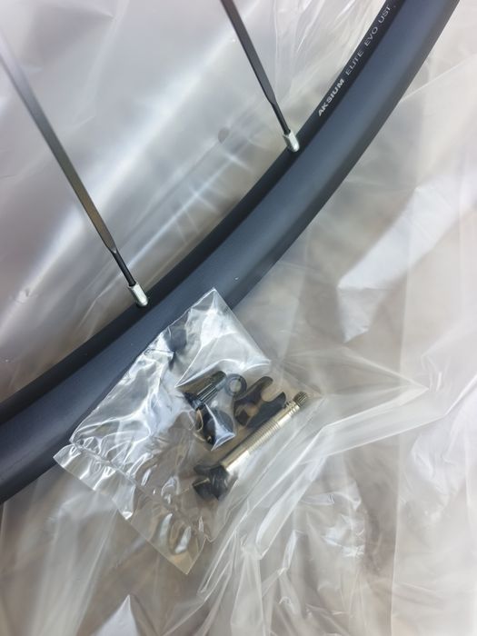 Предна капла Mavic Aksium Evo UST 12x100 Centerlock